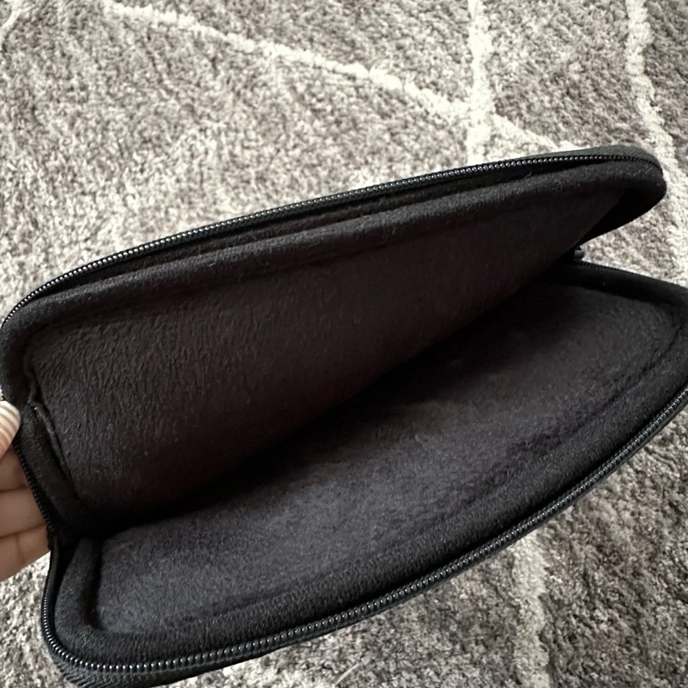 Marc Jacob’s iPad Case (Black)